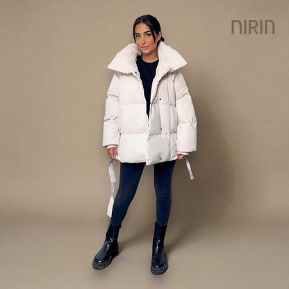 Moderne Short Pufferjas met Ceintuur