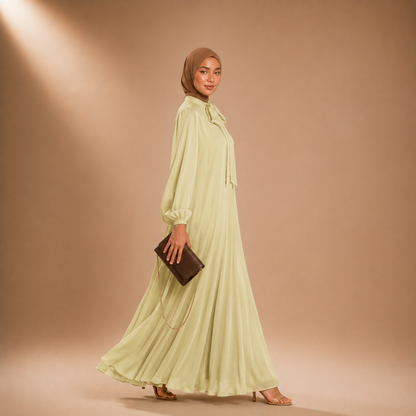 Raniya Luchtige Dress met Strik