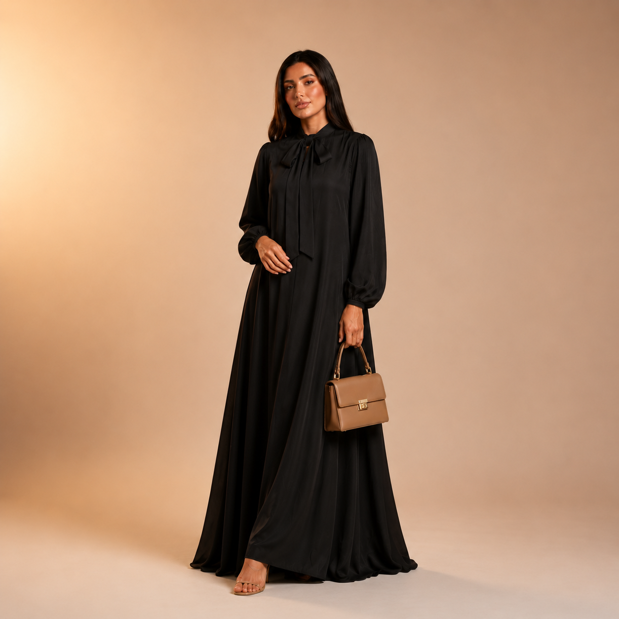 Raniya Luchtige Dress met Strik