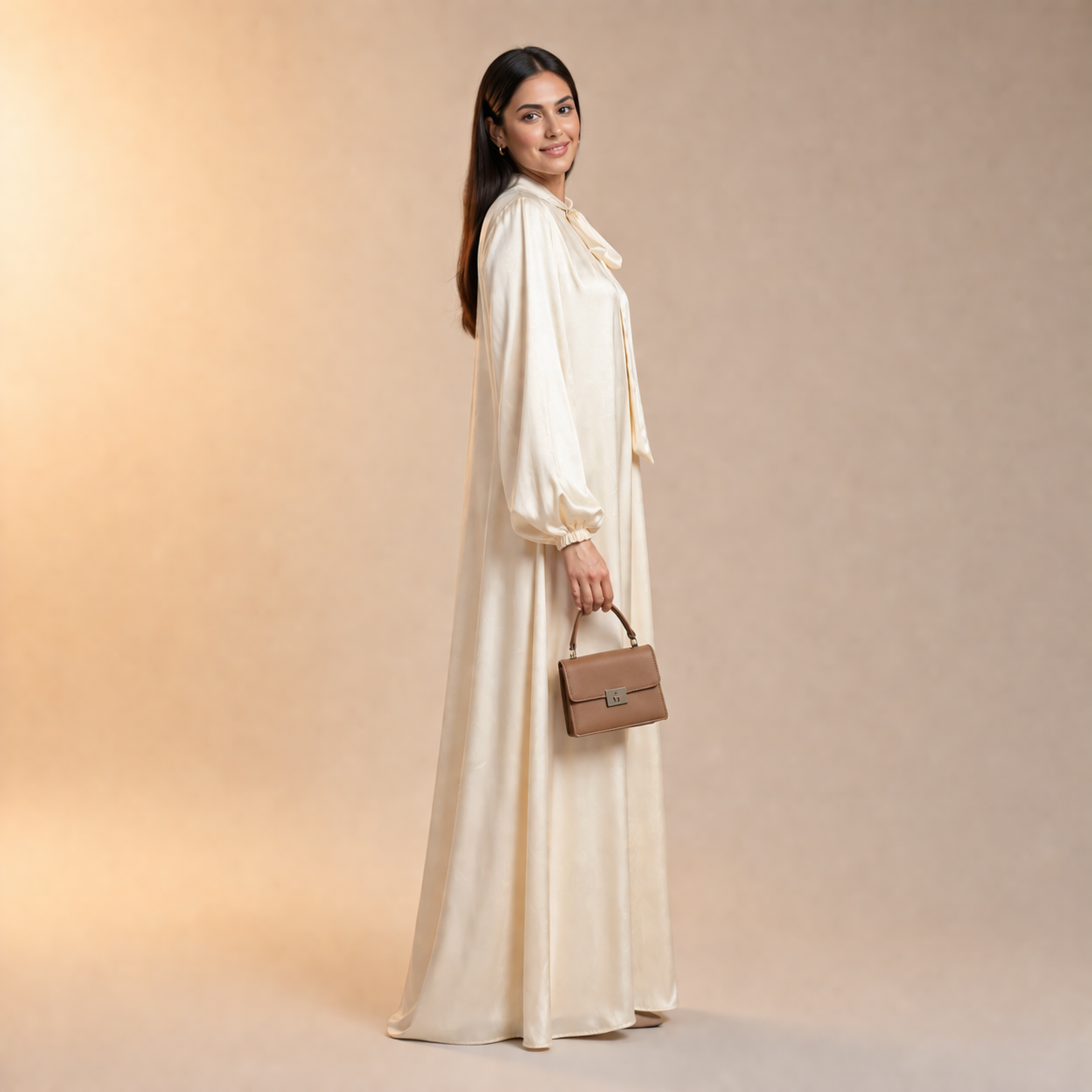 Raniya Satin Dress met strik