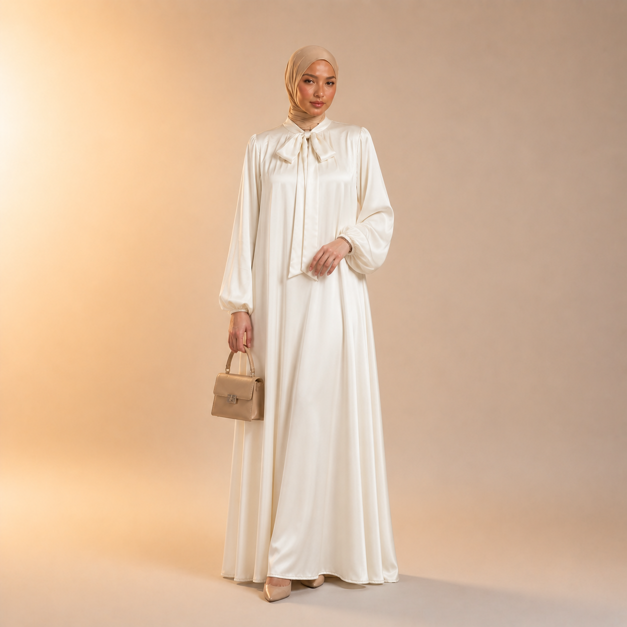 Raniya Satin Dress met strik