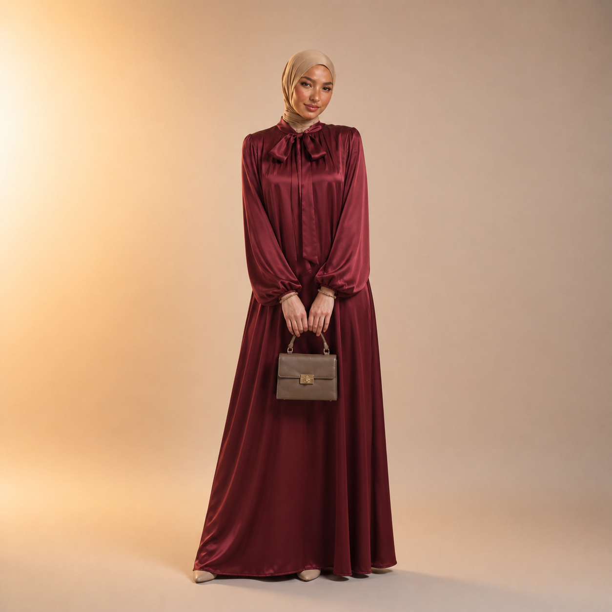 Raniya Satin Dress met strik