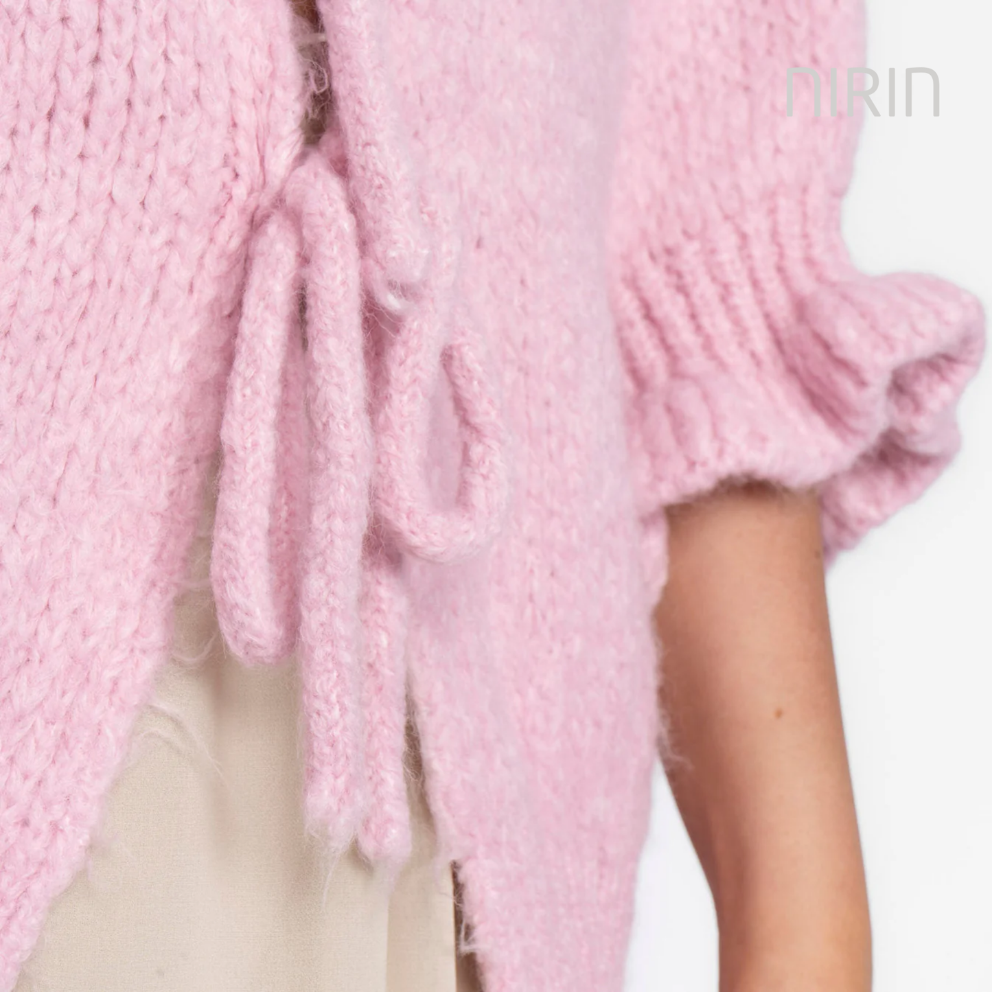 Oversized tulpen-cardigan met strikjes