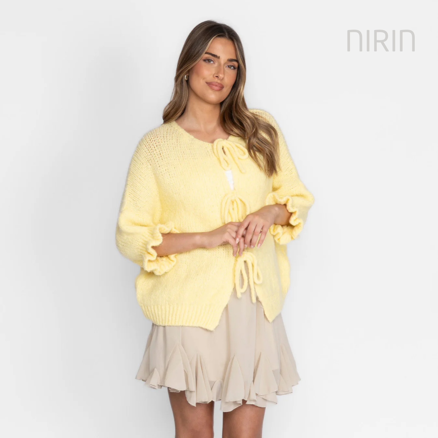 Oversized tulpen-cardigan met strikjes