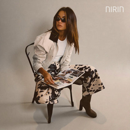 YANA Light Khaki Cropped Jas