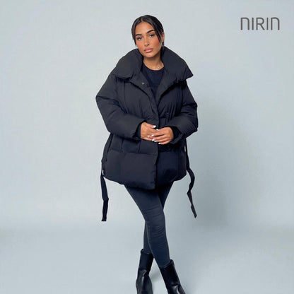 Moderne Short Pufferjas met Ceintuur